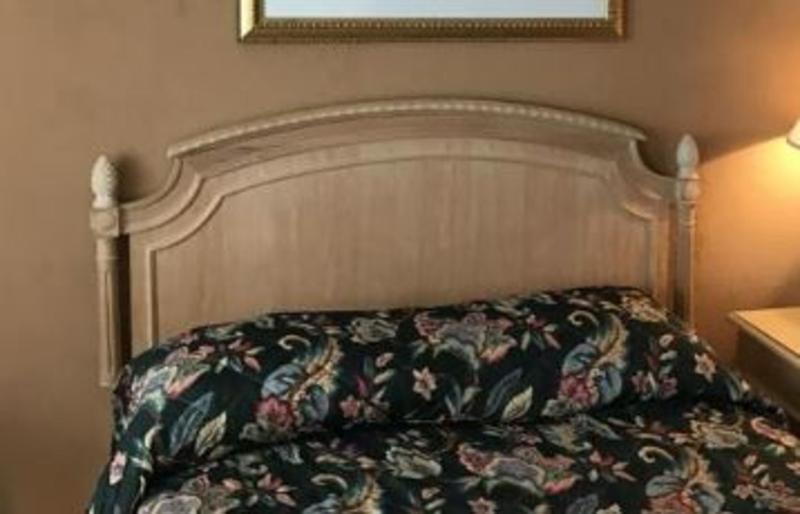 Travelodge By Wyndham Strasburg/Lancaster Amish Country Dış mekan fotoğraf