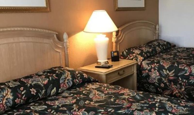 Travelodge By Wyndham Strasburg/Lancaster Amish Country Dış mekan fotoğraf